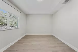 7876 NW 109th Path, Doral, FL 33178 - Photo 17