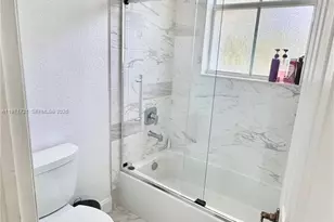 7876 NW 109th Path, Doral, FL 33178 - Photo 19