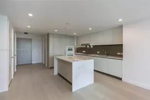 9201 E Bay Harbor Dr, Bay Harbor Islands, FL 33154 - Photo 7