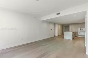 9201 E Bay Harbor Dr, Bay Harbor Islands, FL 33154 - Photo 9