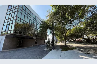 1900 SW 22nd St #305, Miami, FL 33145 - Photo 7