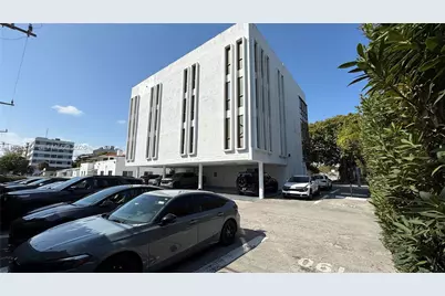 1900 SW 22nd St #305, Miami, FL 33145 - Photo 11