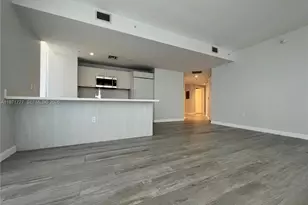 45 SW 9th St, Miami, FL 33130 - Photo 5