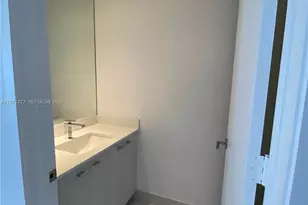 45 SW 9th St, Miami, FL 33130 - Photo 45