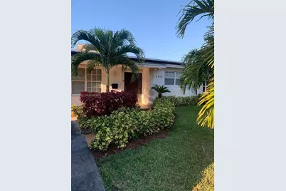 4717 Washington St, Hollywood, FL 33021 - Photo 1