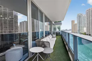 200 Biscayne Blvd Way, Miami, FL 33131 - Photo 13