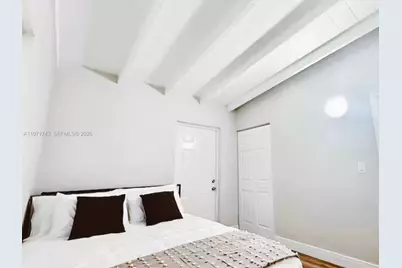 308 NE 8th Ct #0, Pompano Beach, FL 33060 - Photo 5