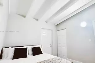 308 NE 8th Ct, Pompano Beach, FL 33060 - Photo 5