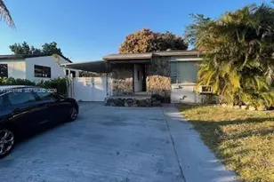 121 NE 169th Terrace, North Miami Beach, FL 33162 - Photo 9