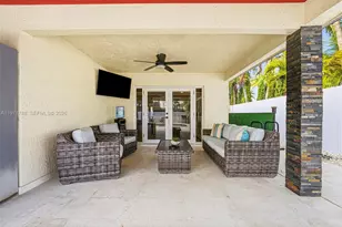 892 NW 136th Pl, Miami, FL 33182 - Photo 35