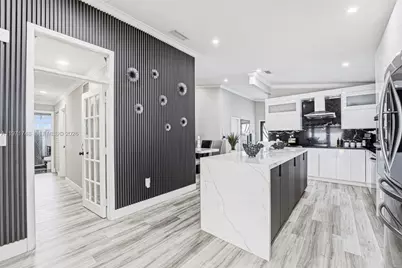 892 NW 136th Pl, Miami, FL 33182 - Photo 21