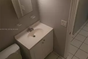 1435 NW 8th Ave, Fort Lauderdale, FL 33311 - Photo 17