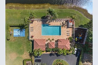 391 Bermuda Springs Dr, Weston, FL 33326 - Photo 43