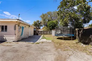 45 NE 186th Terrace, Miami, FL 33179 - Photo 39