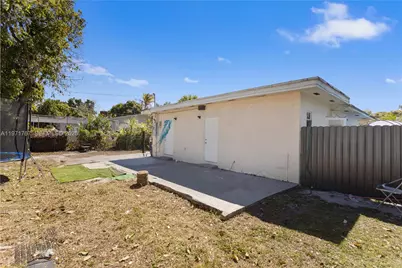 45 NE 186th Ter, Miami, FL 33179 - Photo 43