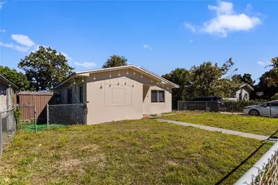 45 NE 186th Ter, Miami, FL 33179 - Photo 5