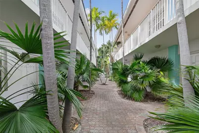 911 Meridian Ave #106, Miami Beach, FL 33139 - Photo 3