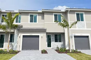 1427 SE 7th Ter, Homestead, FL 33034 - Photo 1