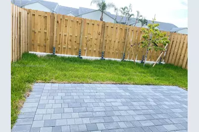 1427 SE 7th Ter #1427, Homestead, FL 33034 - Photo 27