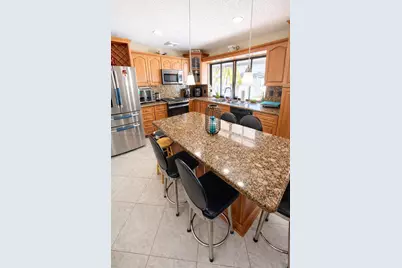 11827 NW 39th St, Sunrise, FL 33323 - Photo 11