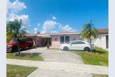 11827 NW 39th St, Sunrise, FL 33323 - Photo 3
