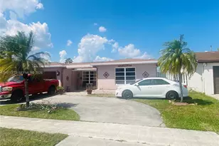 11827 NW 39th St, Sunrise, FL 33323 - Photo 3