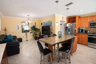 11827 NW 39th St, Sunrise, FL 33323 - Photo 9