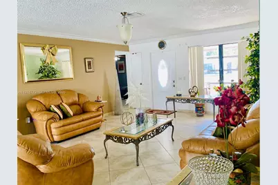 11827 NW 39th St, Sunrise, FL 33323 - Photo 13