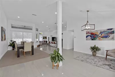 710 Lake Blvd, Weston, FL 33326 - Photo 9