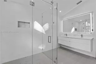 710 Lake Blvd, Weston, FL 33326 - Photo 13