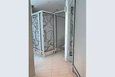 350 S Miami Ave #3108, Miami, FL 33130 - Photo 3