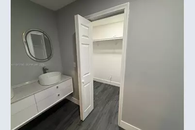 2700 N 34th Ave #I, Hollywood, FL 33021 - Photo 25