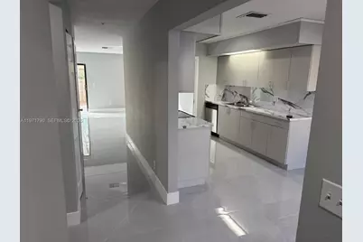 2700 N 34th Ave #I, Hollywood, FL 33021 - Photo 3