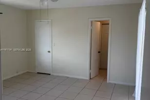 11000 SW 176th St, Miami, FL 33157 - Photo 9