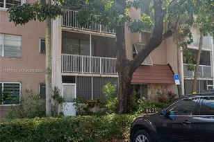 8421 NW 8th St, Miami, FL 33126 - Photo 33