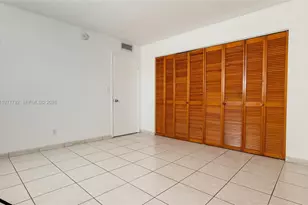 8421 NW 8th St, Miami, FL 33126 - Photo 23