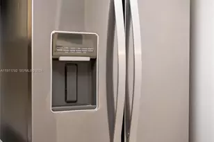 8421 NW 8th St, Miami, FL 33126 - Photo 11