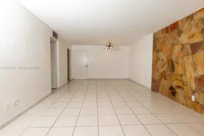 8421 NW 8th St #203, Miami, FL 33126 - Photo 7