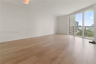 325 S Biscayne Blvd, Miami, FL 33131 - Photo 3