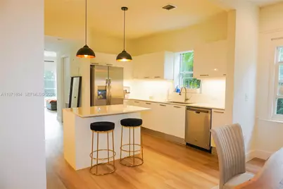 640 NE 71st St, Miami, FL 33138 - Photo 9