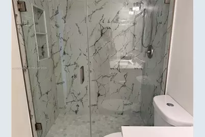 1101 Colony Point Cir #102, Pembroke Pines, FL 33026 - Photo 11