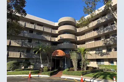 1101 Colony Point Cir #102, Pembroke Pines, FL 33026 - Photo 1