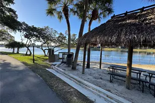 1101 Colony Point Cir, Pembroke Pines, FL 33026 - Photo 15