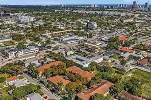 21 SE 3rd Ave, Hallandale Beach, FL 33009 - Photo 27