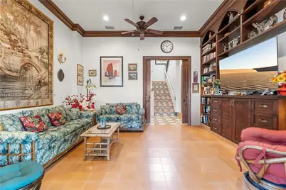 4251 SW 11th St, Miami, FL 33134 - Photo 11