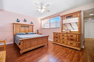 12399 NW 11th St, Pembroke Pines, FL 33026 - Photo 17