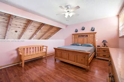 12399 NW 11th St, Pembroke Pines, FL 33026 - Photo 17