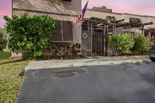 12399 NW 11th St, Pembroke Pines, FL 33026 - Photo 7