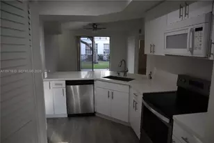 721 SW 148th Ave, Sunrise, FL 33325 - Photo 3