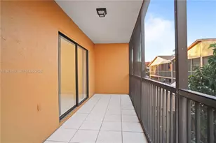 8011 NW 27th Pl, Sunrise, FL 33322 - Photo 23